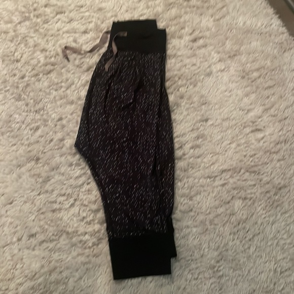 Lululemon Om Pant a sz 8/10 - Picture 2 of 7